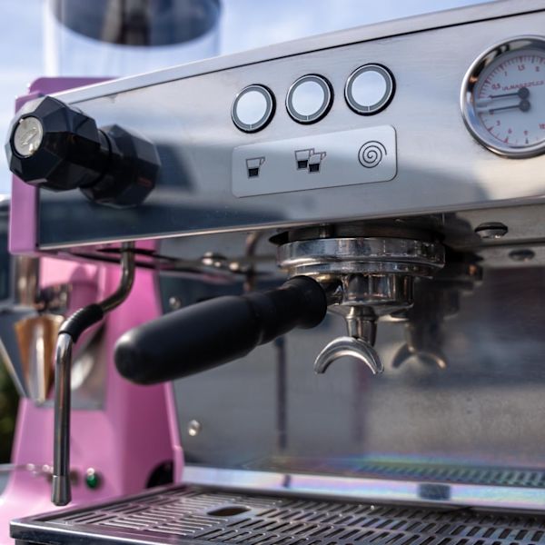 Late Model La Marzocco PB 3 Group + Mazzer E PINK Immaculate Condition