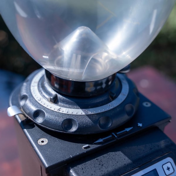 Pre-Owned DK 65 Coffee Grinder – Excellent Condition