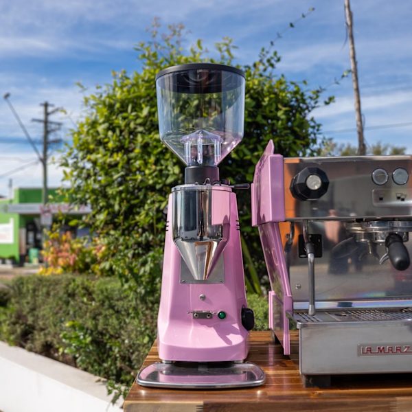 Late Model La Marzocco PB 3 Group + Mazzer E PINK Immaculate Condition