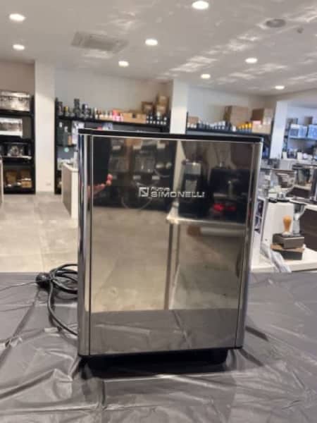 Pre Owned Nuova Simoneli Musica Semi Commercial Coffee Machine