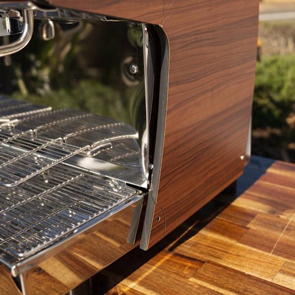 Brand New Damaged Box Italian Semi Compact 10 amp Coffee Machine