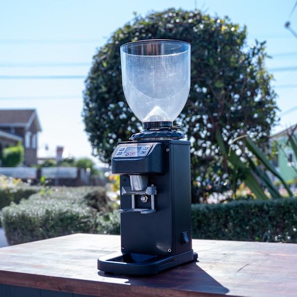Pre-Owned DK 65 Coffee Grinder – Excellent Condition