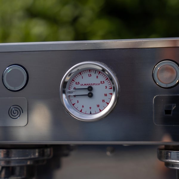 Late Model La Marzocco PB 3 Group + Mazzer E PINK Immaculate Condition