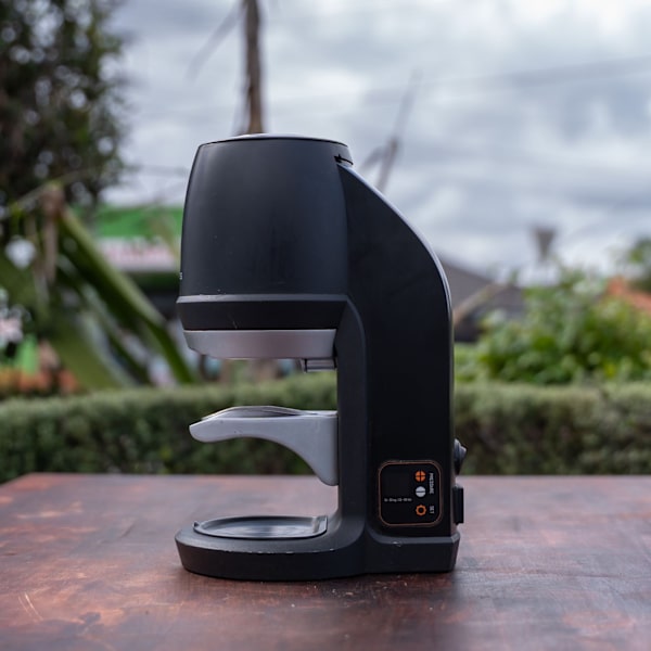 Used Black Puqpress Q2 Automatic Coffee Tamper – Excellent Condition