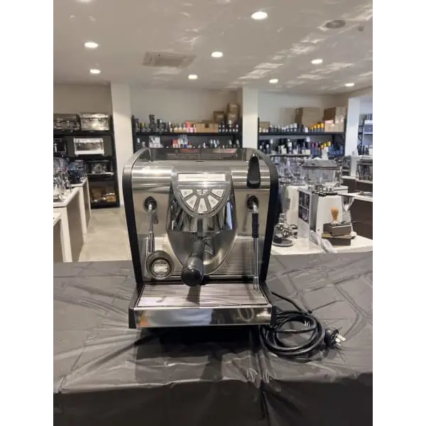 Pre Owned Nuova Simoneli Musica Semi Commercial Coffee