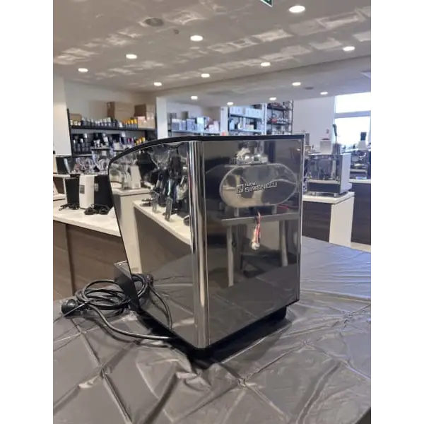 Pre Owned Nuova Simoneli Musica Semi Commercial Coffee