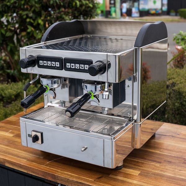 Cheap Italian 2 Group Coffee Machine – 10 Amp Compact