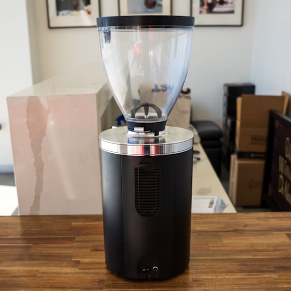 Mahlkönig E80 GBW – Used Only 4 Days at Fine Food Expo