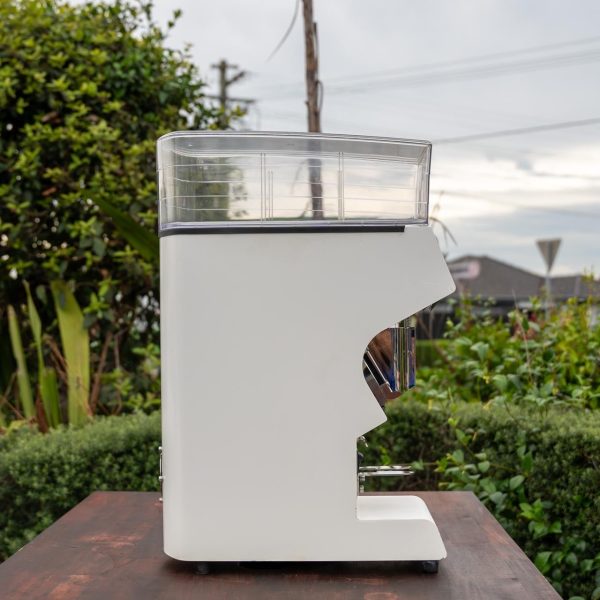 Pre-Loved Mythos One Coffee Grinder – White