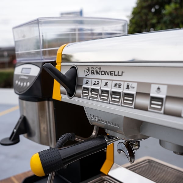 Ex-Demo Appia Compact + Mythos One Grinder Media Event Package