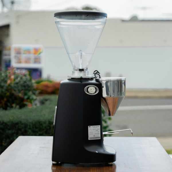 Immaculate Pre Loved Mazzer Super Jolly Electric In Black On Demand