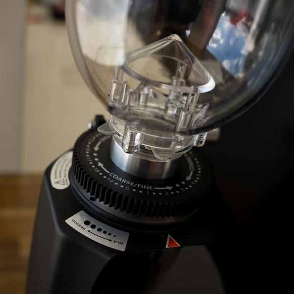 Rocket Mozzafiato Cronometro R Coffee Machine In Black Package