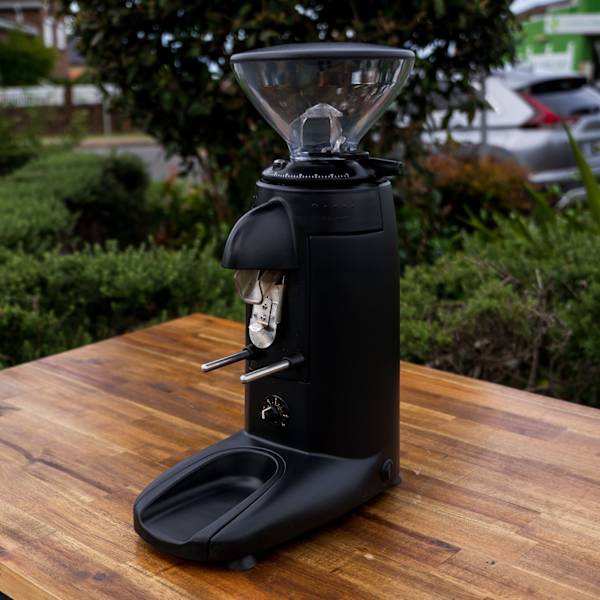 Pre-Loved Compak K3 Coffee Grinder – Black | Immaculate
