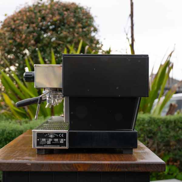 Clean Pre Owned 3 Group La Marzocco LINEA Av In Black With Shot Timers