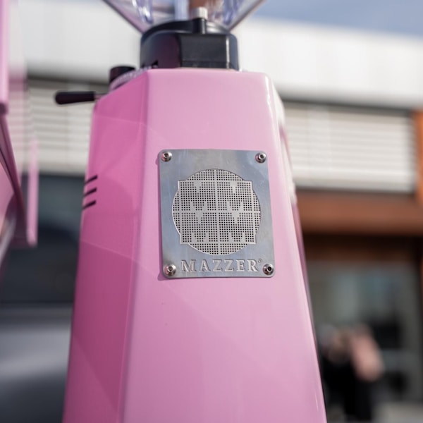 Late Model La Marzocco PB 3 Group + Mazzer E PINK Immaculate Condition