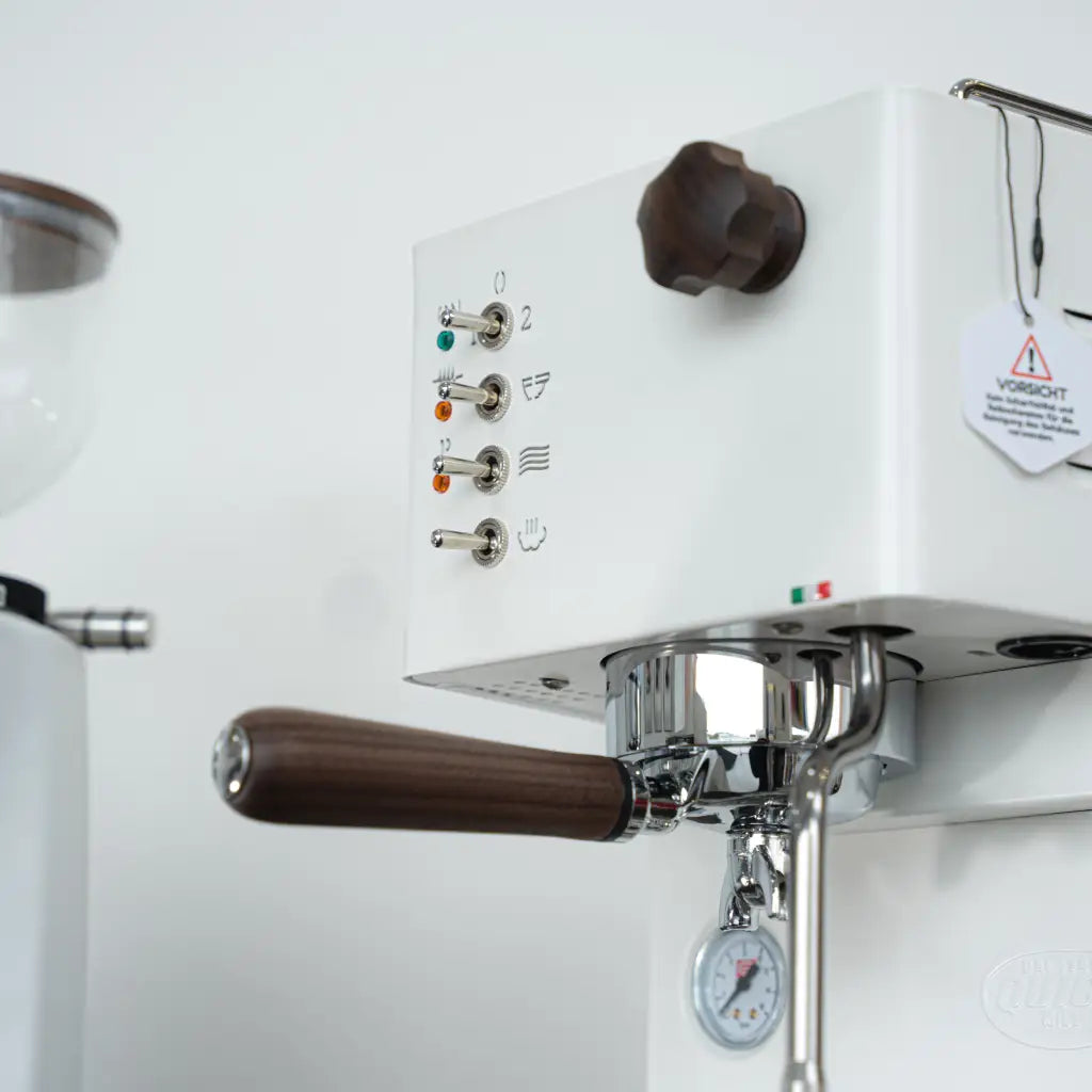 Brand New QuickMill Pippa & Piccola Coffee Machine & Grinder Package (White) - BACK ORDER: DUE JAN 2025