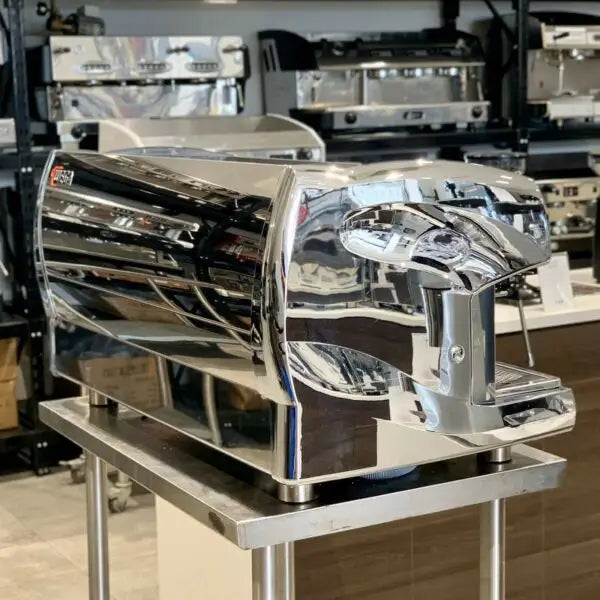 As New 3 Group High Cup Wega Polaris Commercial Coffee