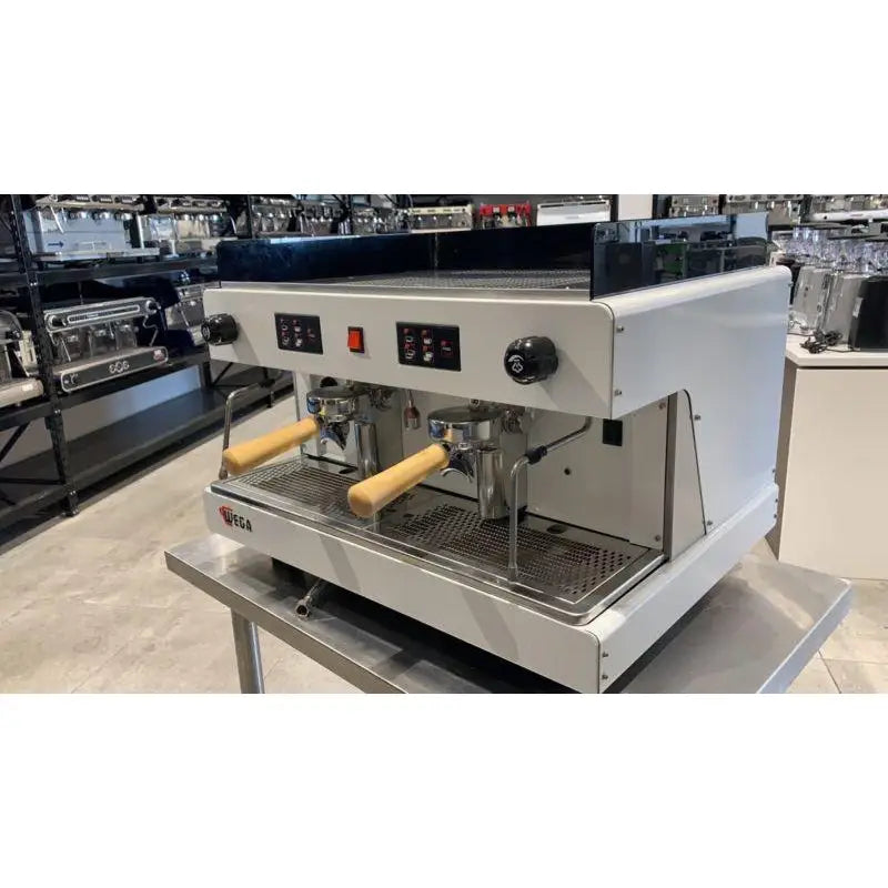 As New Custom White & Wood 2 Group Wega Pegaso Commercial