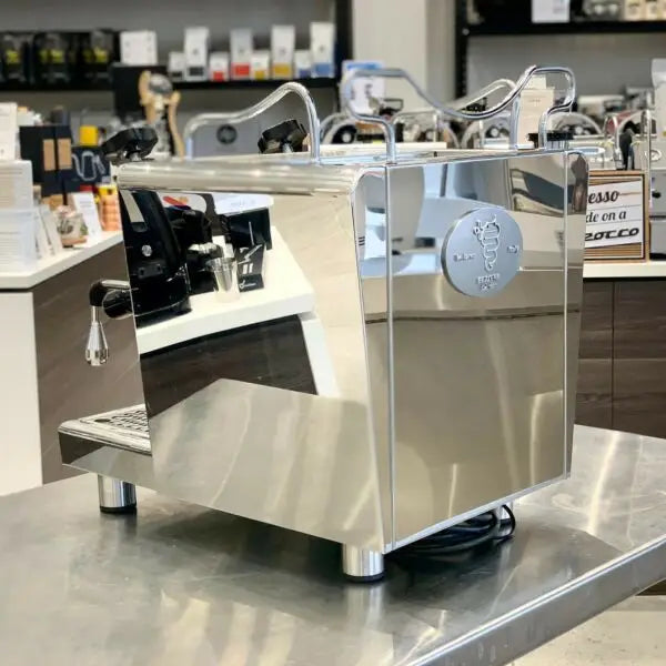 Beautiful Pre Owned E61 Heat Exchange Semi Commercial Coffee