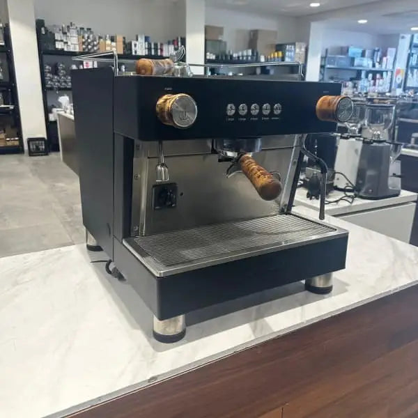 Clean Ex Demo One Group Ascaso Barista 10 Amp Coffee Machine