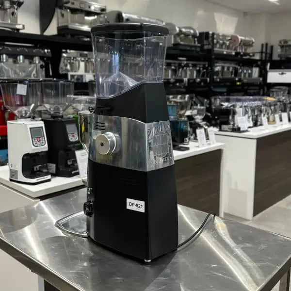 Clean Pre Owned Mazzer Kold Electronic Commercial Coffee