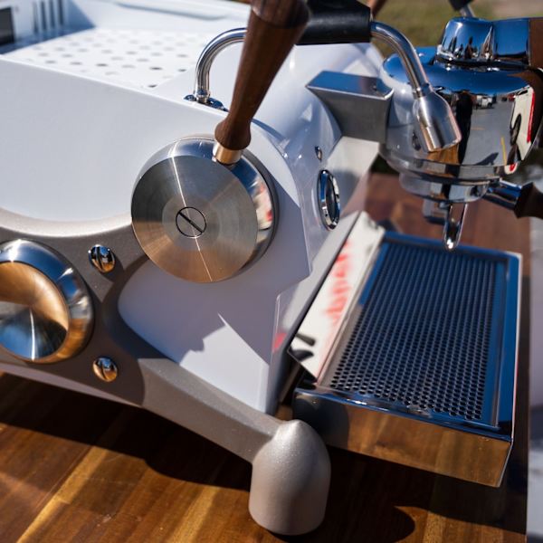 Ex Display Demo Slayer V4 Custom Satin White As New