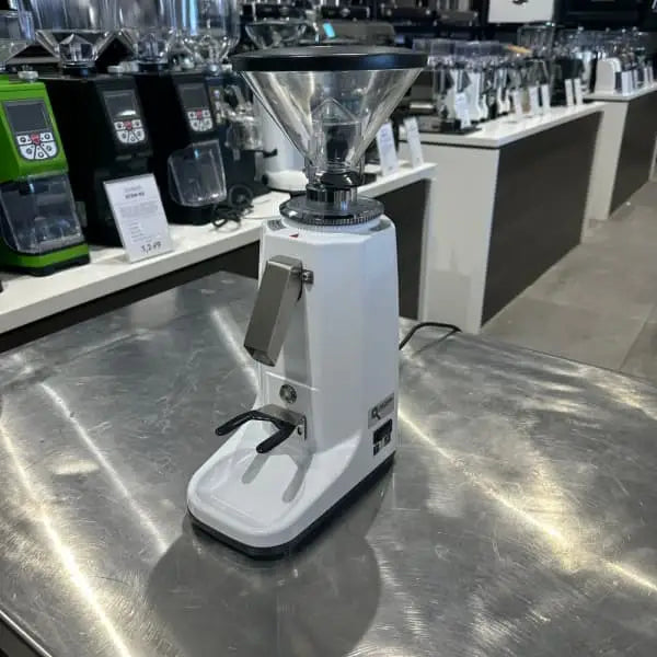 Ex Showroom Demo Electric On Demand Coffee Bean Espresso