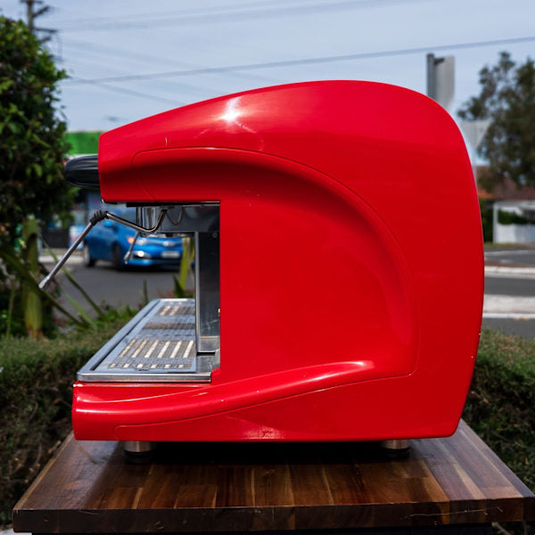 Pre Loved 3 Group Tall Cup Astoria Pearla In Red