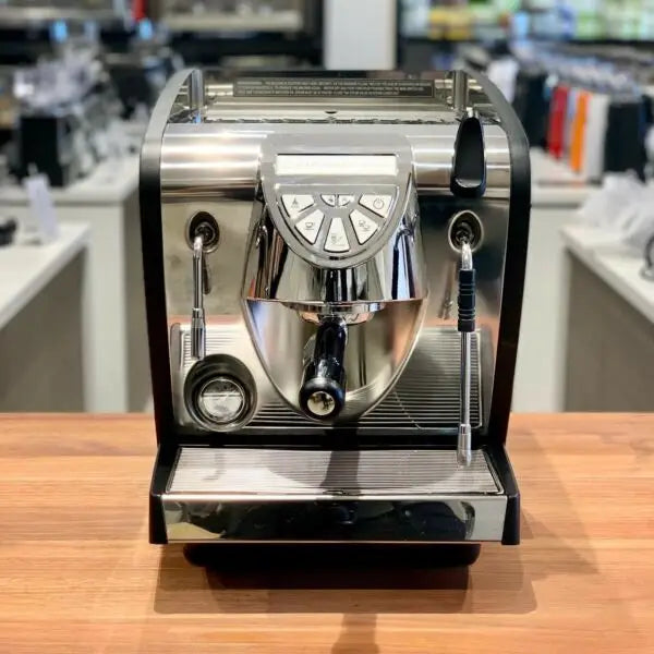 Immaculate Pre Owned Nuova Simoneli Musica Domestic Coffee