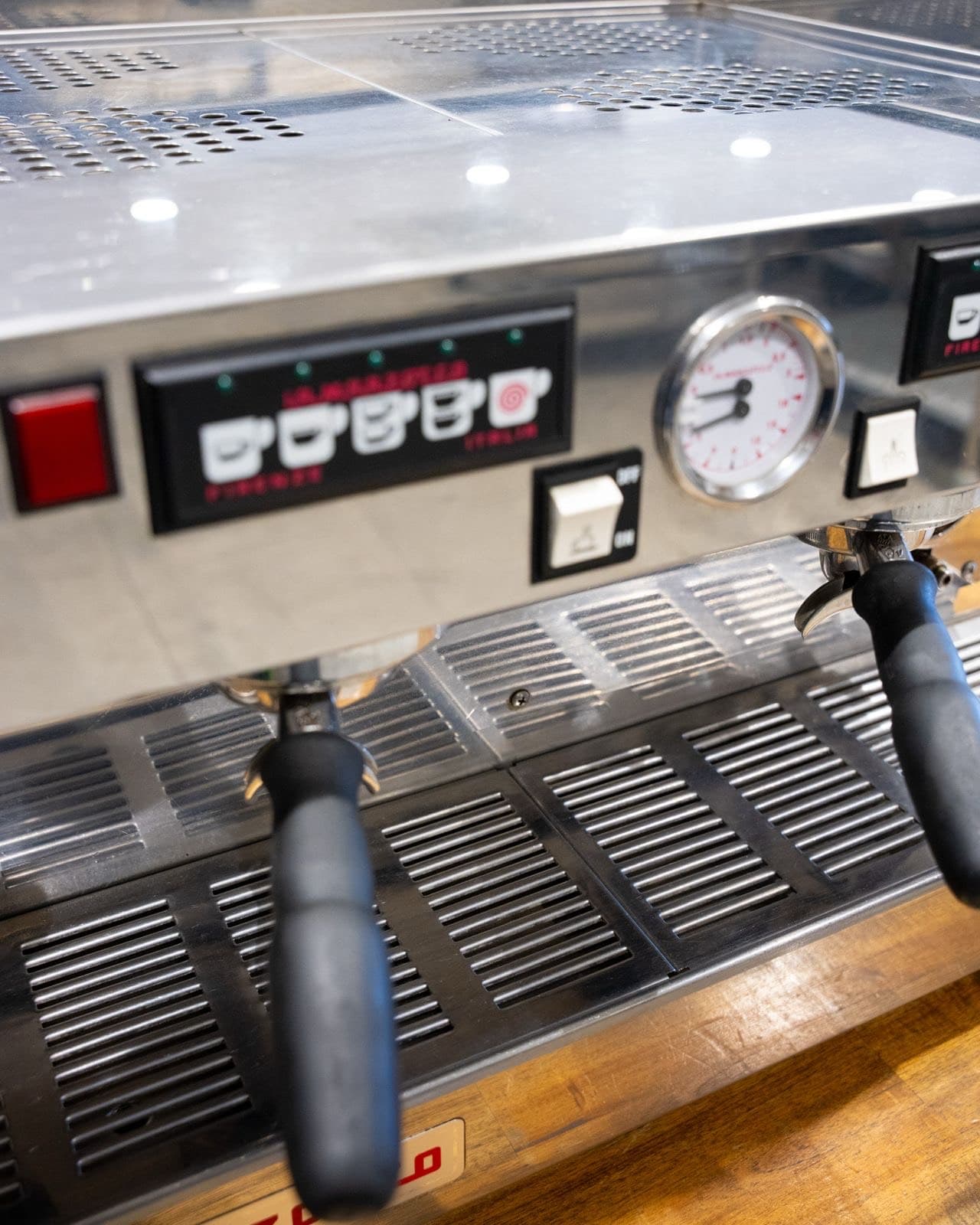 Pre-Loved La Marzocco Linea AV 2 Group Tall Cup Coffee Machine