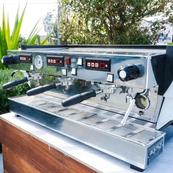 Pre Owned 3 Group La Marzocco With Shot Timers Espresso