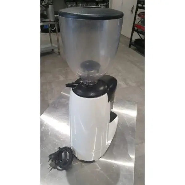 Pre-Owned Compak K6 Automatic Commercial Coffee Bean