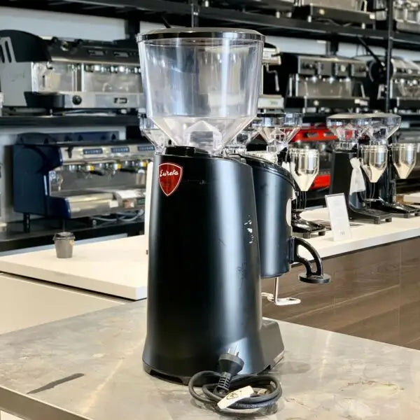 Pre Owned Eureka Zenith 65 Commercial Coffee Bean Espresso