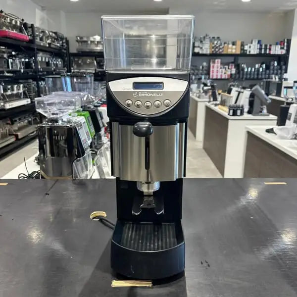 Pre Owned Nuova Simoneli Mythos With Front Tamper Grinder