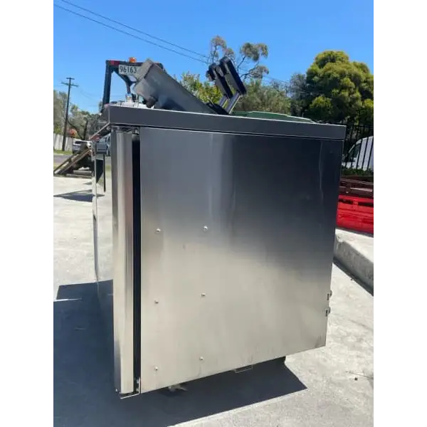 Pre Owned Single door Milk Juggler