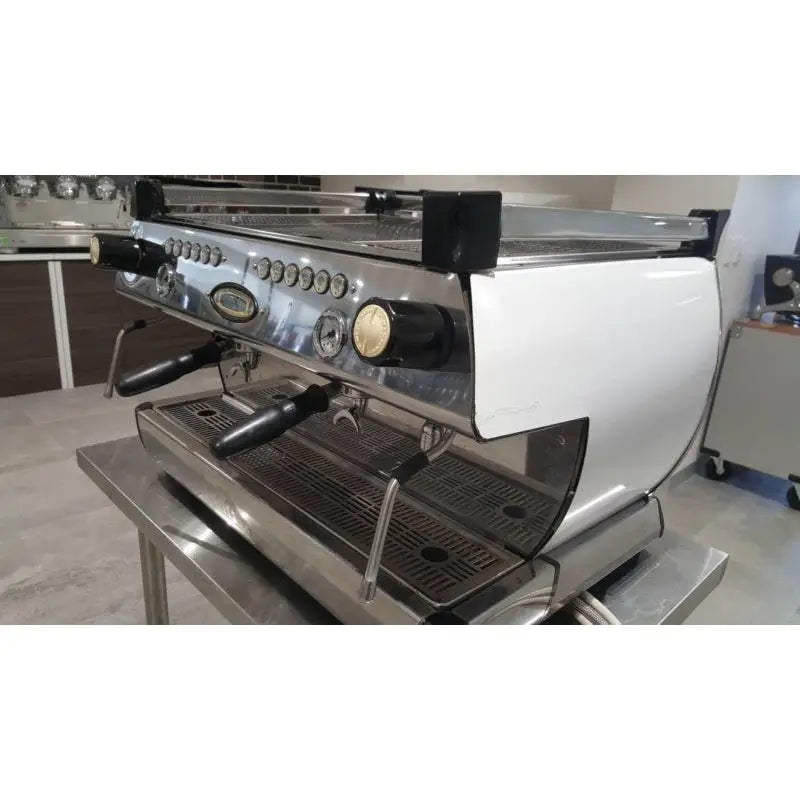 Pre-Owned WHITE 2 Group La Marzocco GB5 Commercial Coffee