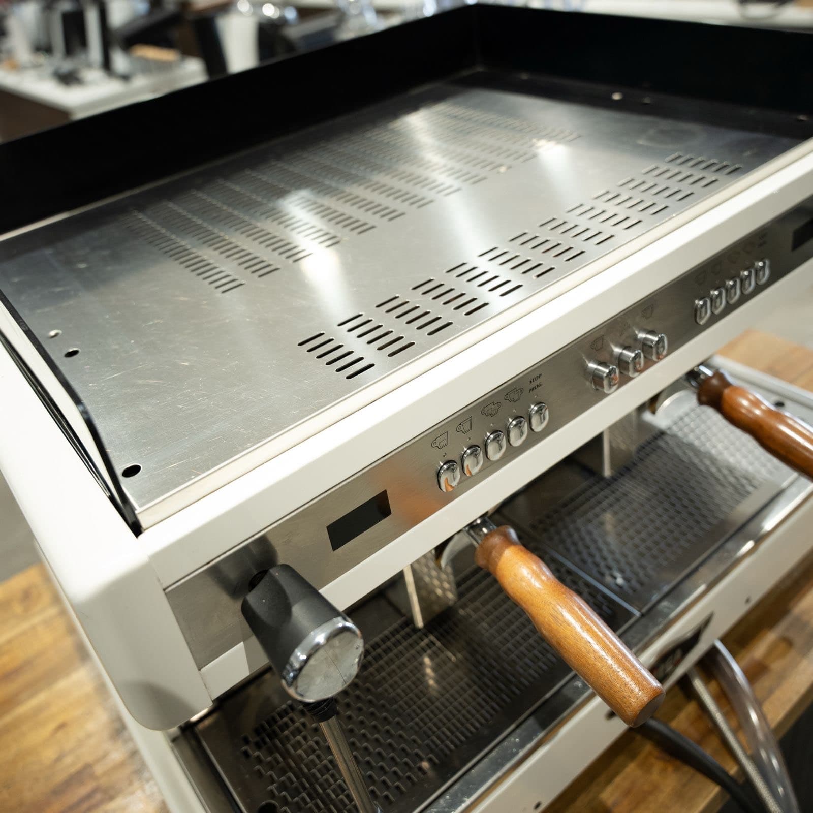 Pre-Owned Wega Airy 2 Group 15 Amp Coffee Machine