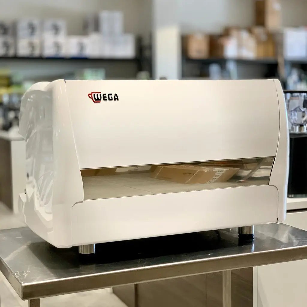 Wega Immaculate High Cup Wega Polaris In White Pre Owned